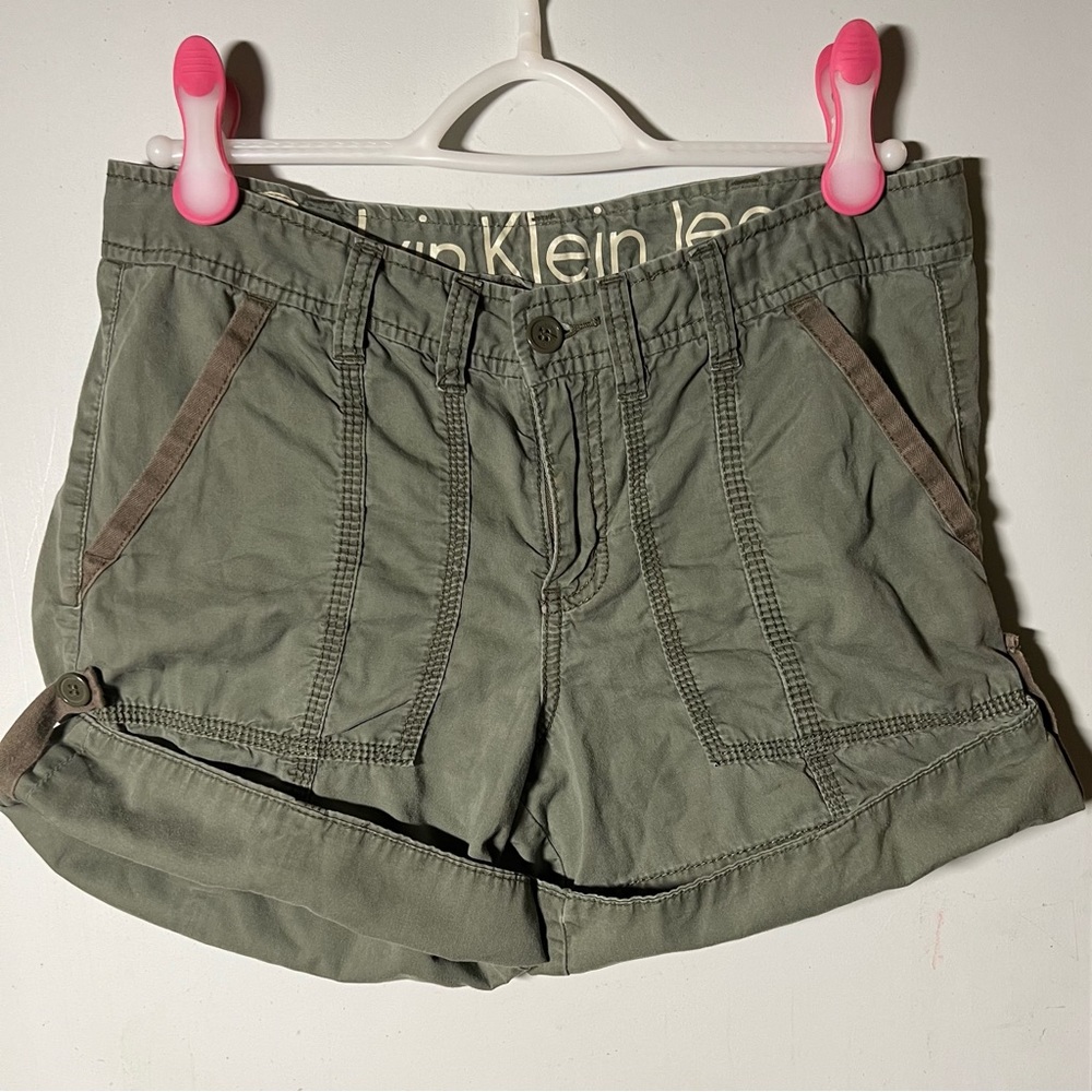 Calvin Klein Jeans Lightweight Cotton Khaki Shorts, Army Green, Pockets Size 6